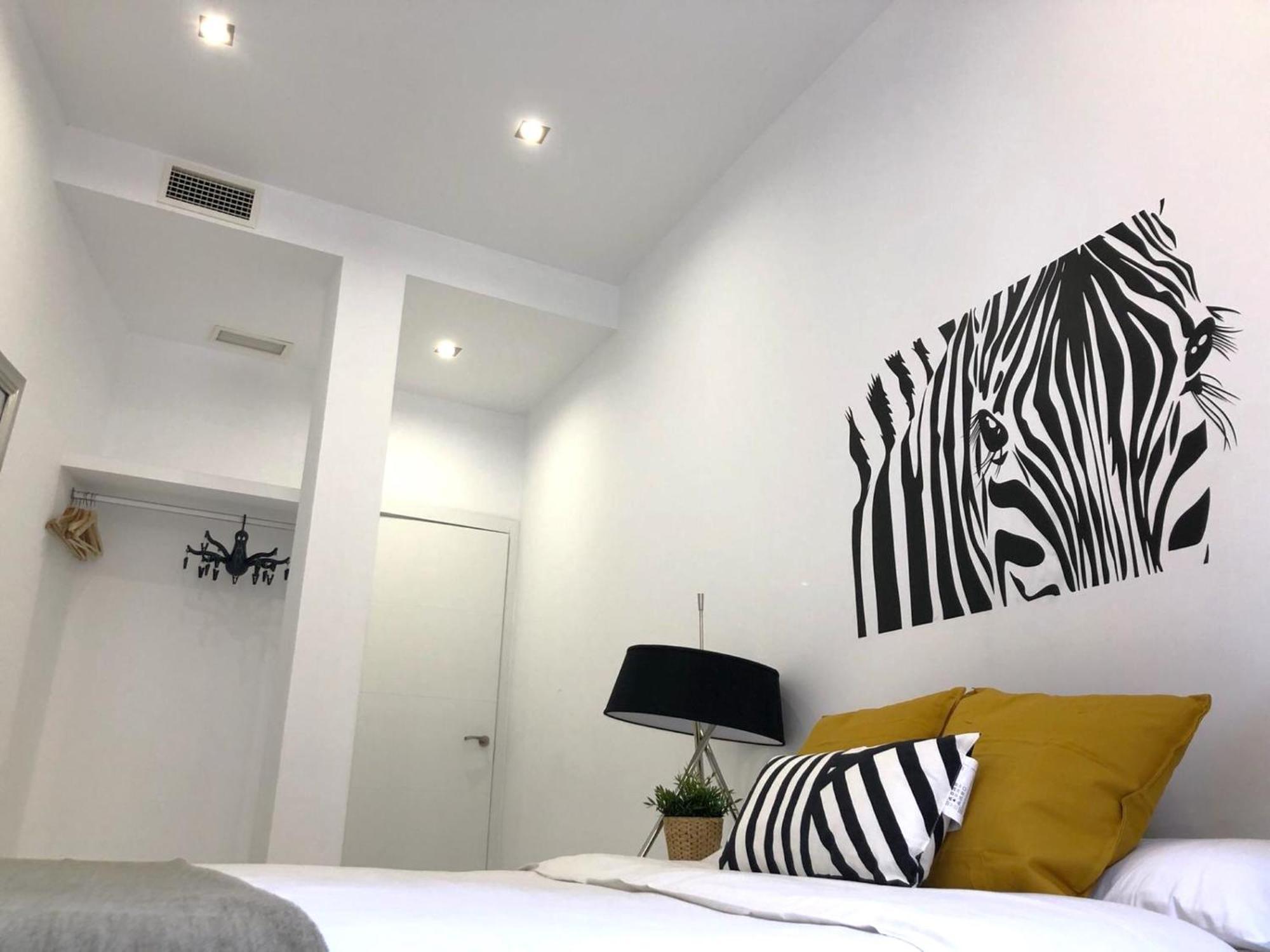 Apartamento De Diseno En Plaza Mayor Madrid Exterior photo