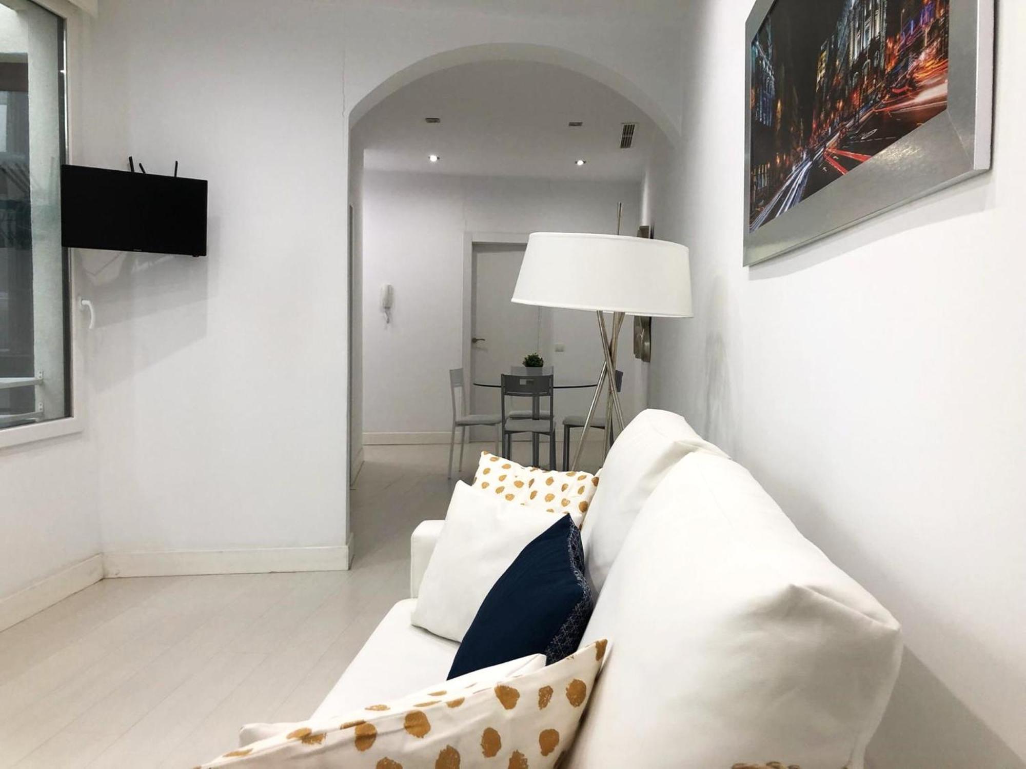 Apartamento De Diseno En Plaza Mayor Madrid Exterior photo